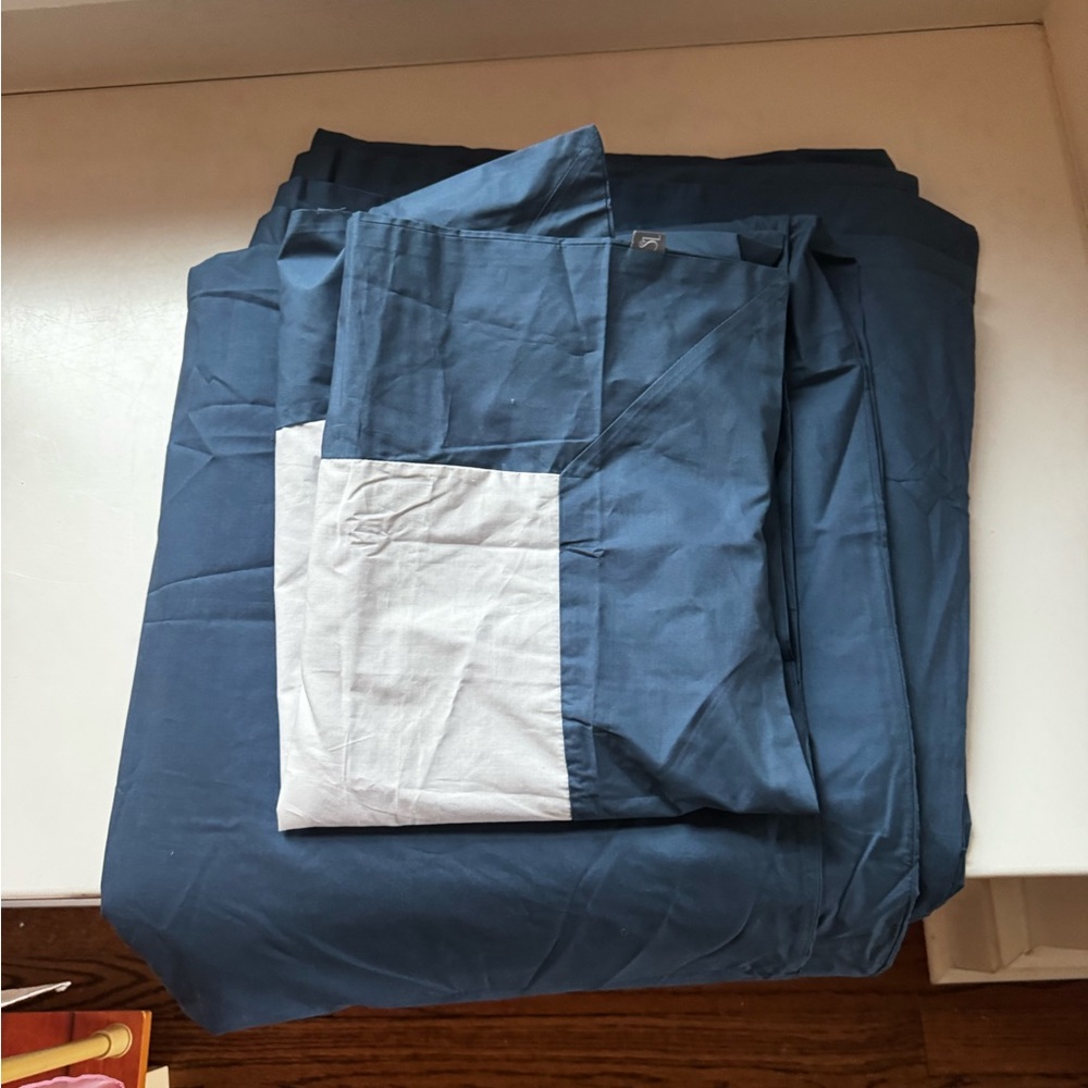 New! Serena and Lily Twin Linen duvet and pillow case